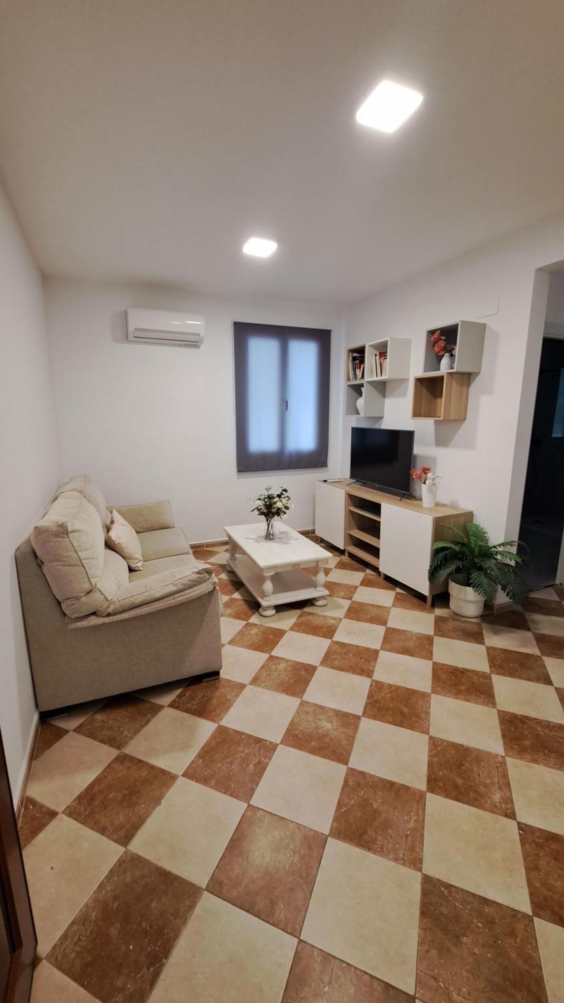 Ms4 Apartamentos Nervion Seville Luaran gambar